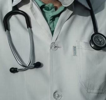 귀에서 삐소리가 나는 이유 이명 원인 대처법