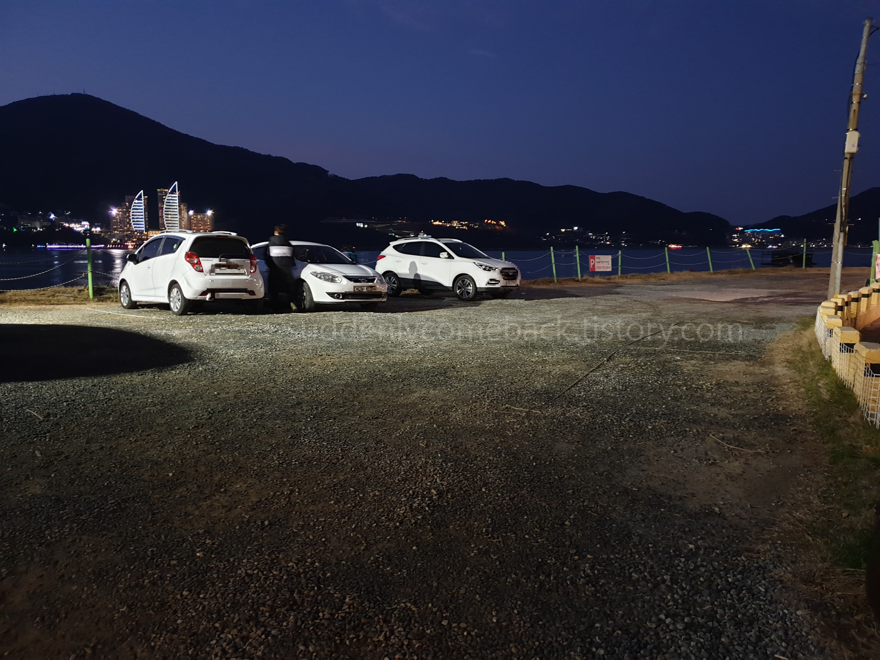 거제-보재기집-주차장