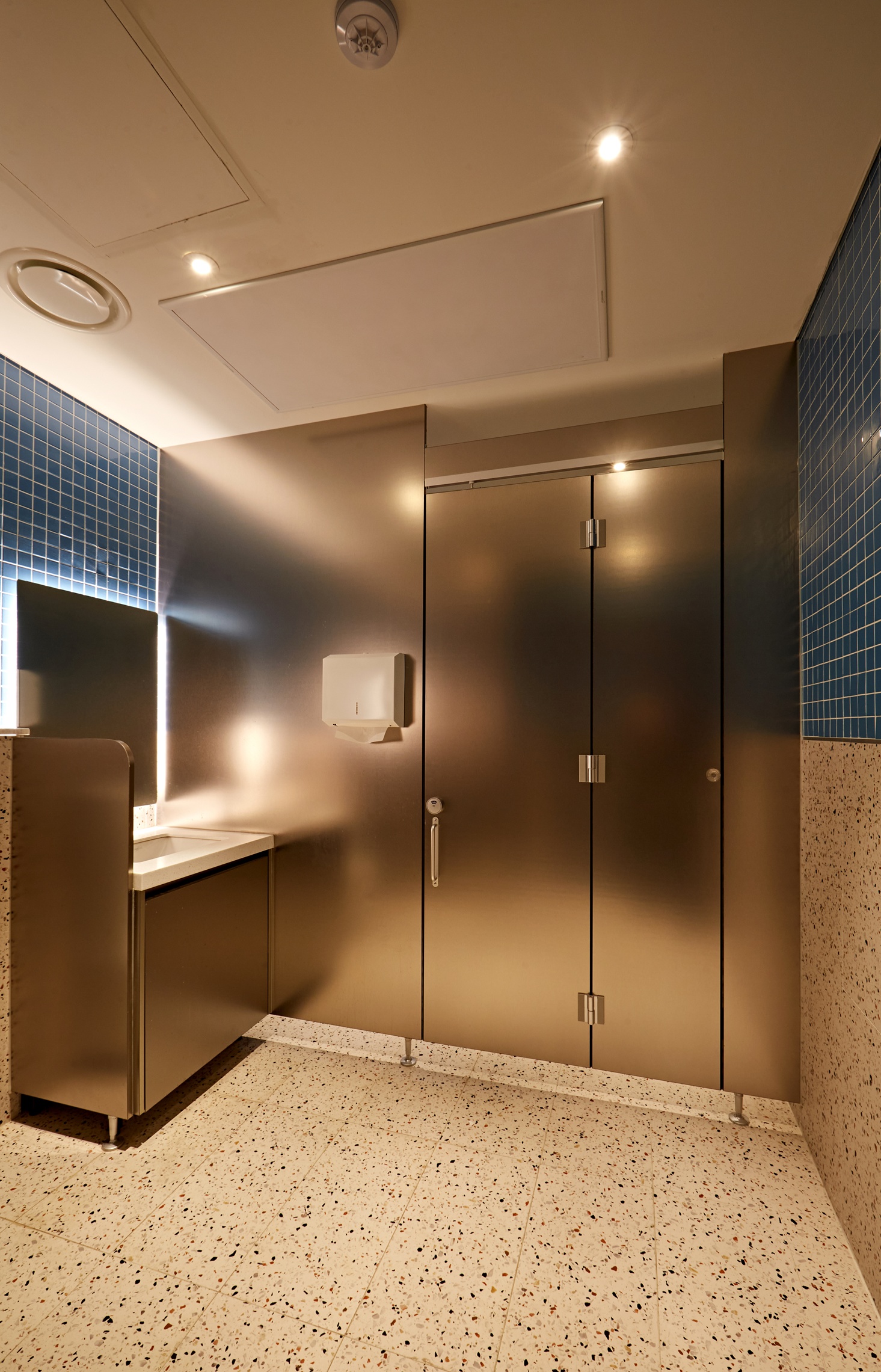 사무실화장실인테리어