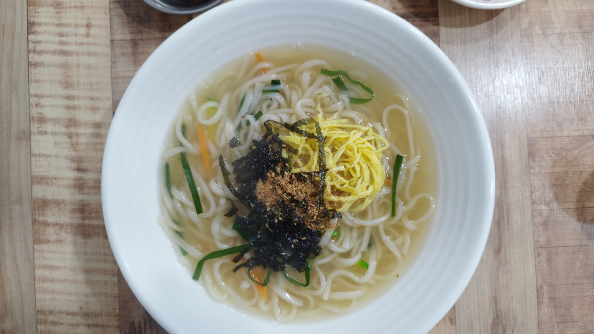 범물역 잔치국수 전문점 칼국수
