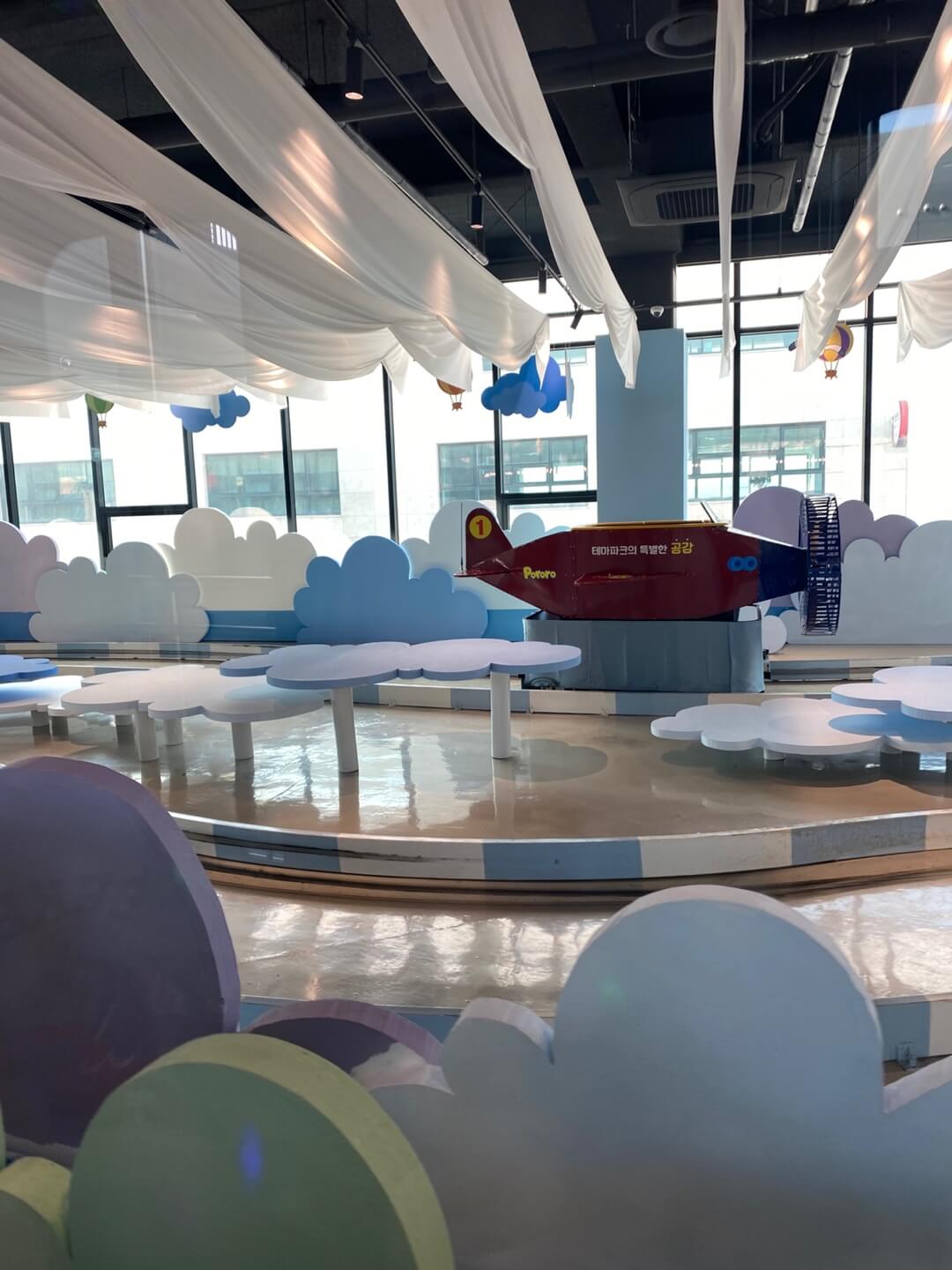 뽀로로는-파일럿-비행기-이미지