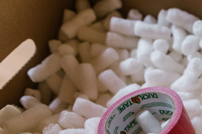 박스테이프와 스치로폼