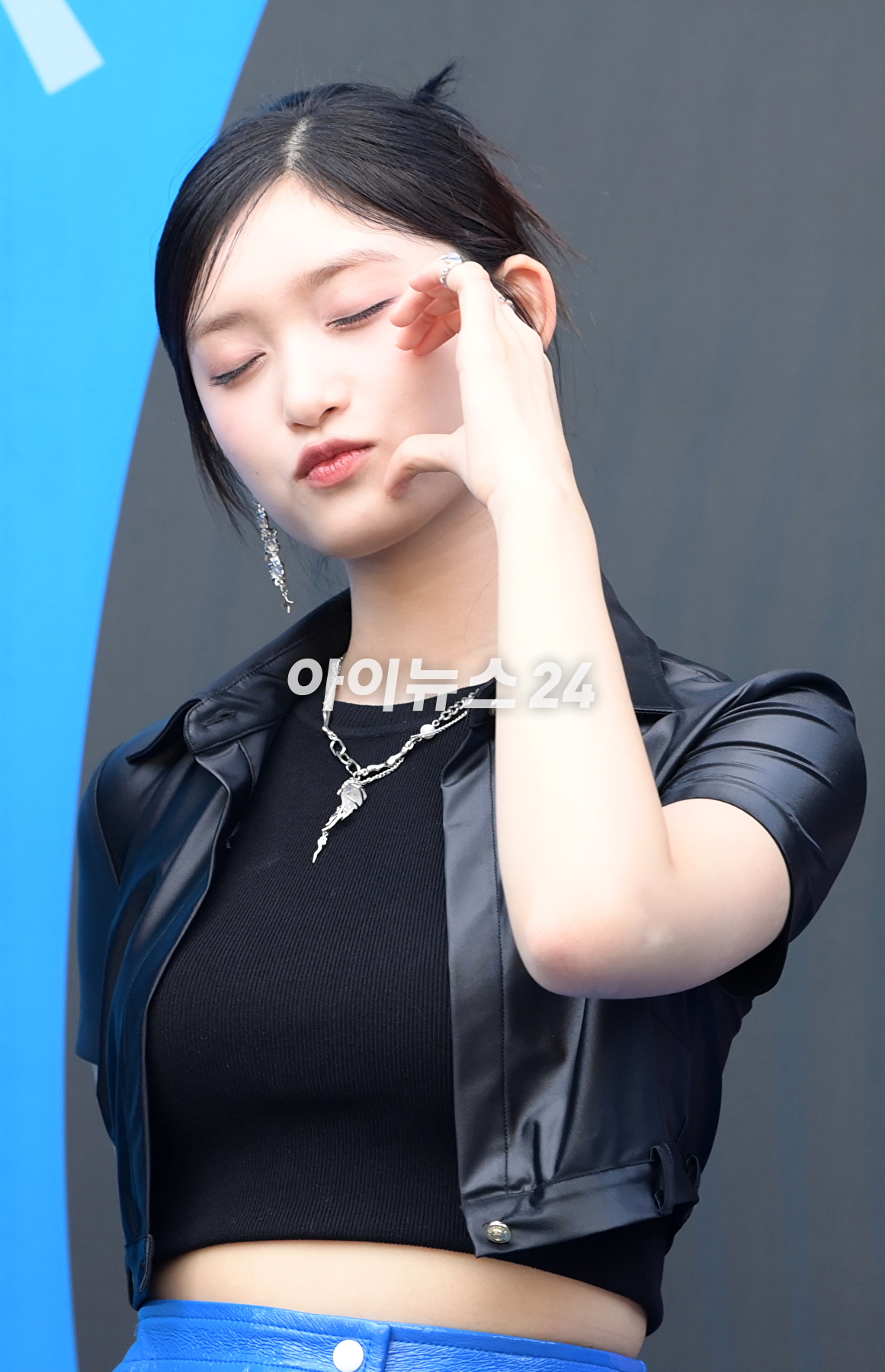 그룹 아이브(IVE) 이서가 5일 오후 서울 잠실실내체육관에서 열린 &#39;펩시 썸머 페스타 2023&#39; 포토월 행사에 참석하고 있다. [사진=정소희 기자]