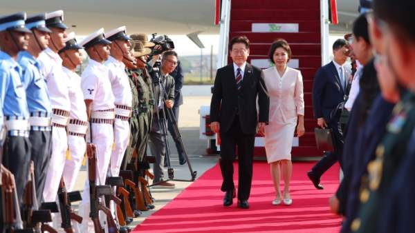 이재명 대통령 뉴델리 도착