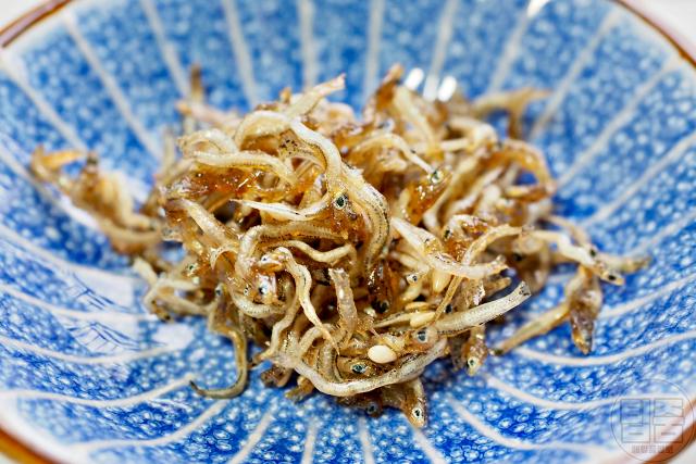 머리숱 많아지는 음식 탈모에 좋은 영양소 멸치 오메가3