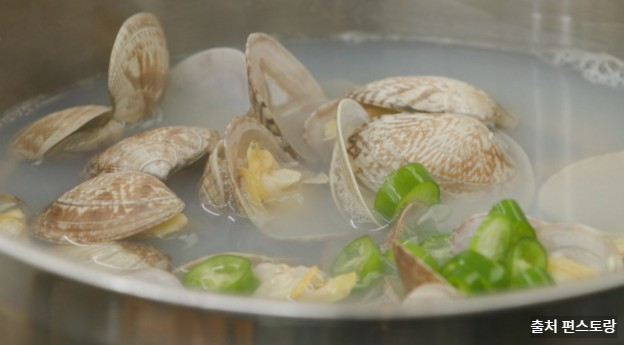 윤종훈 맑은 바지락탕
