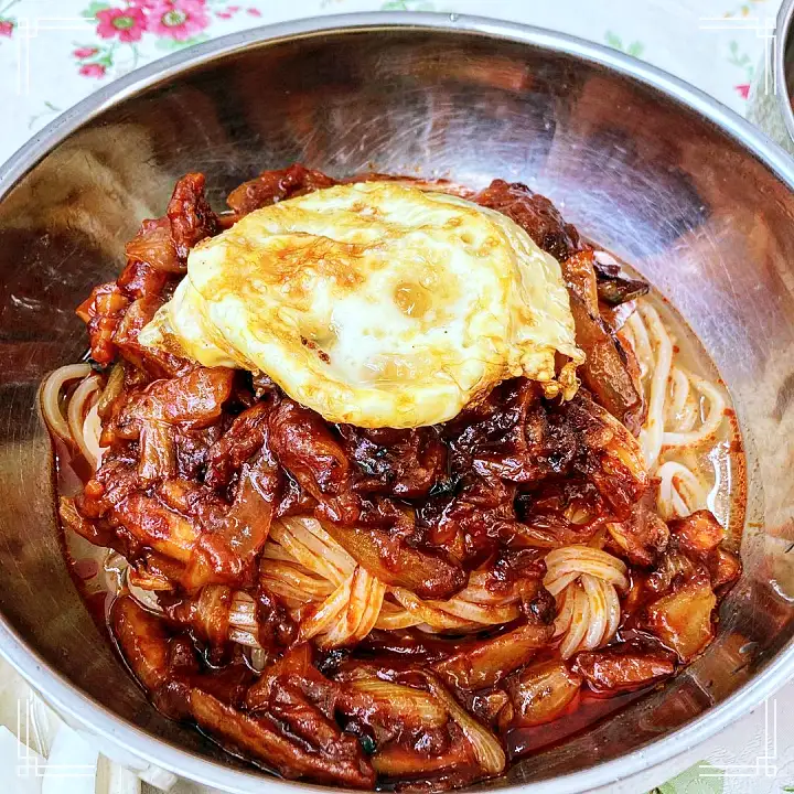 백반기행 40년 전통 달인 노포 중국집 문희경 편 비빔 짬뽕 탕수육 울진 맛집 소개