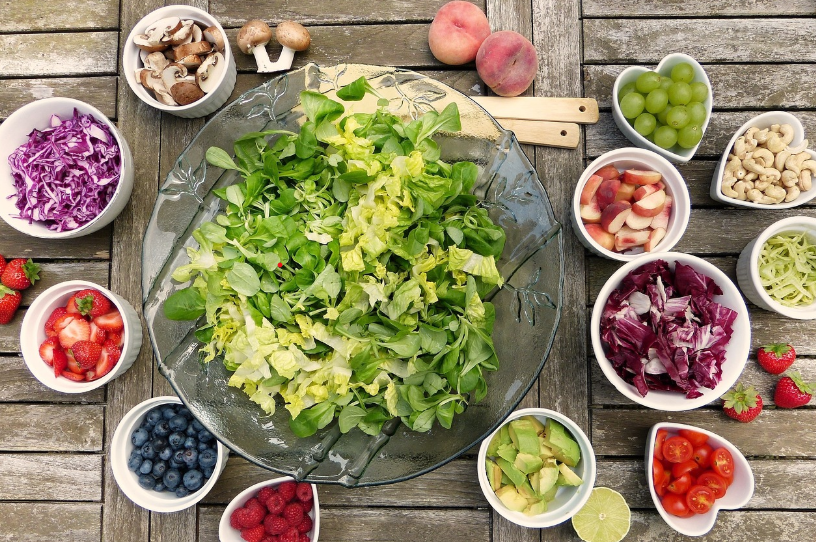 자연식 트렌드: 채식과 슈퍼푸드로 건강 혁신