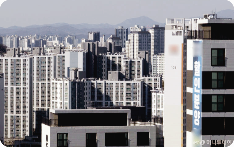 준공 후 미분양 2만8000호 왜 완공된 아파트가 팔리지 않을까 심화된 공급 불균형의 경고 [사진=머니투데이]
