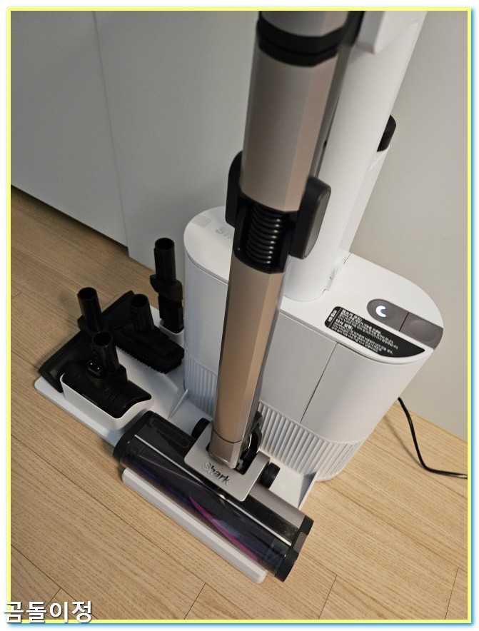 샤크 무선청소기 흡입력과 가벼움, 유선에서 갈아타고 느낀 차이6