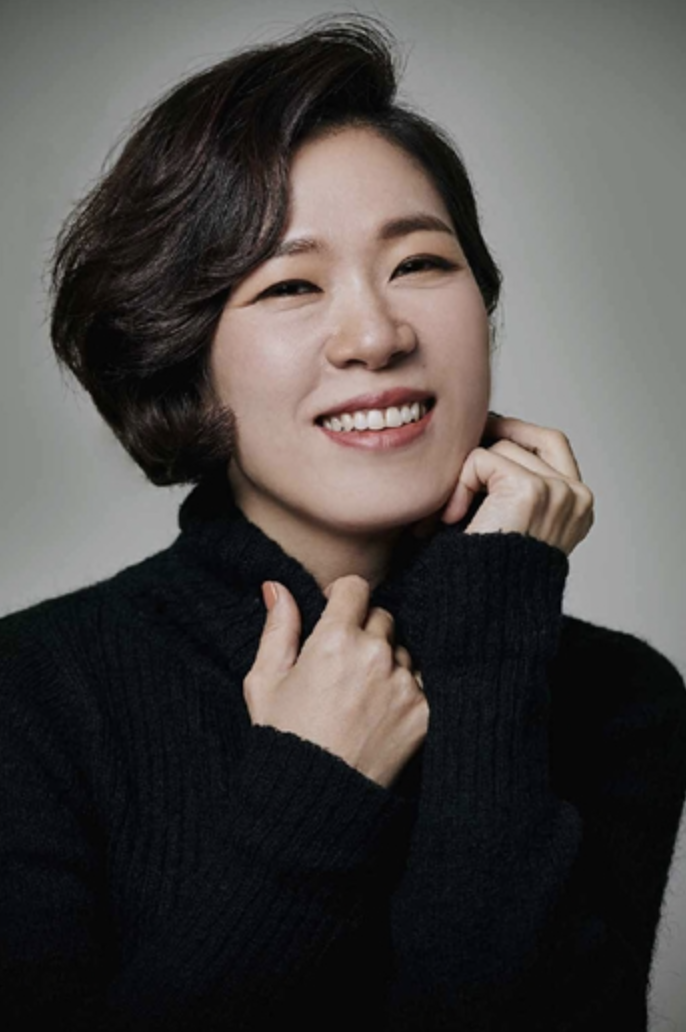 염혜란 화보