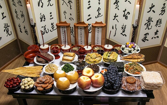 추석 차례상 준비하기: 전통과 현대를 아우르는 방법