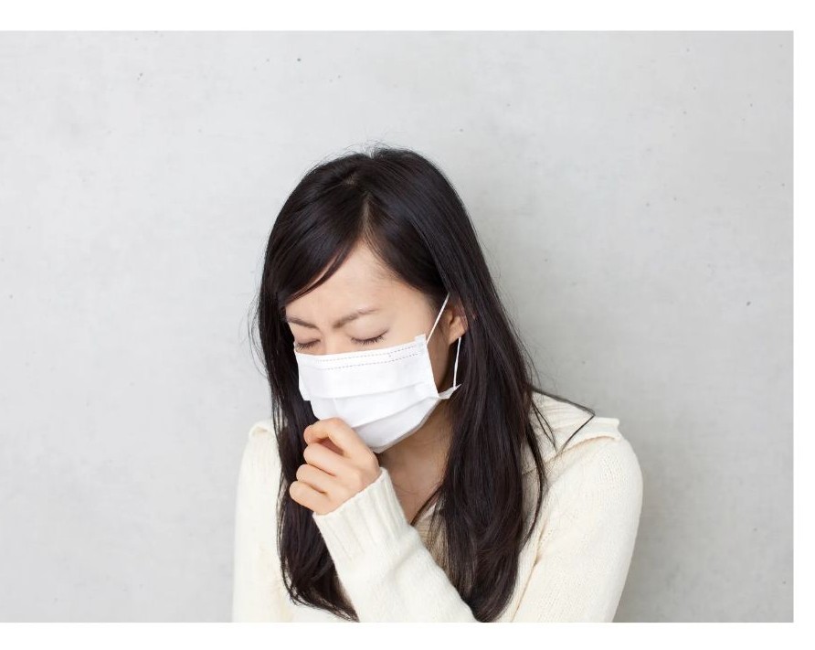 감기걸린 여자 사진