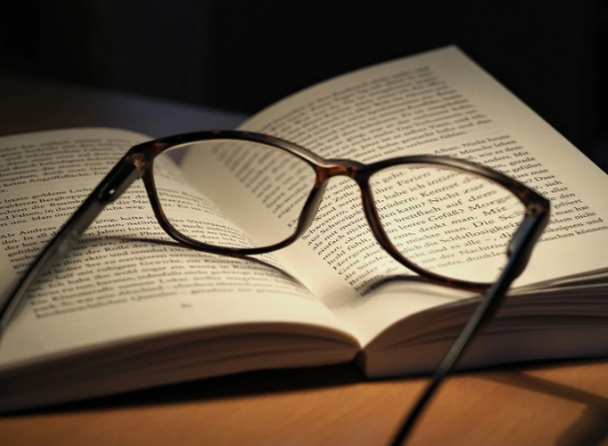 50대 인생 2막 준비일기 ②쉰 살이 넘어서 다시 책상 앞에 앉다 : 늦었다고 느낀 순간부터 시작된 진짜 공부