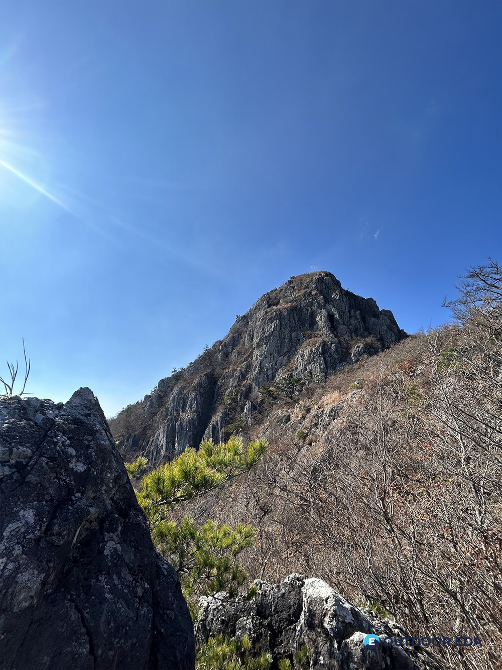 암벽 등산로에서 본 영축산
