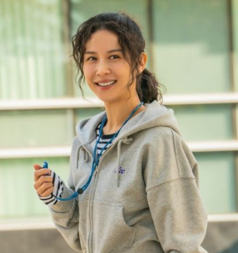 좀비딸 영화 줄거리(출연진, 스포일러 포함)