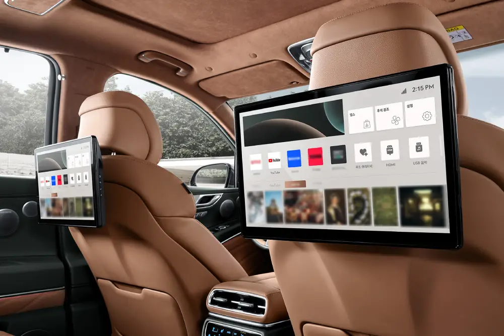 GV80 뒷좌석 엔터테인먼트 시스템 화면에서 유튜브 감상 가능