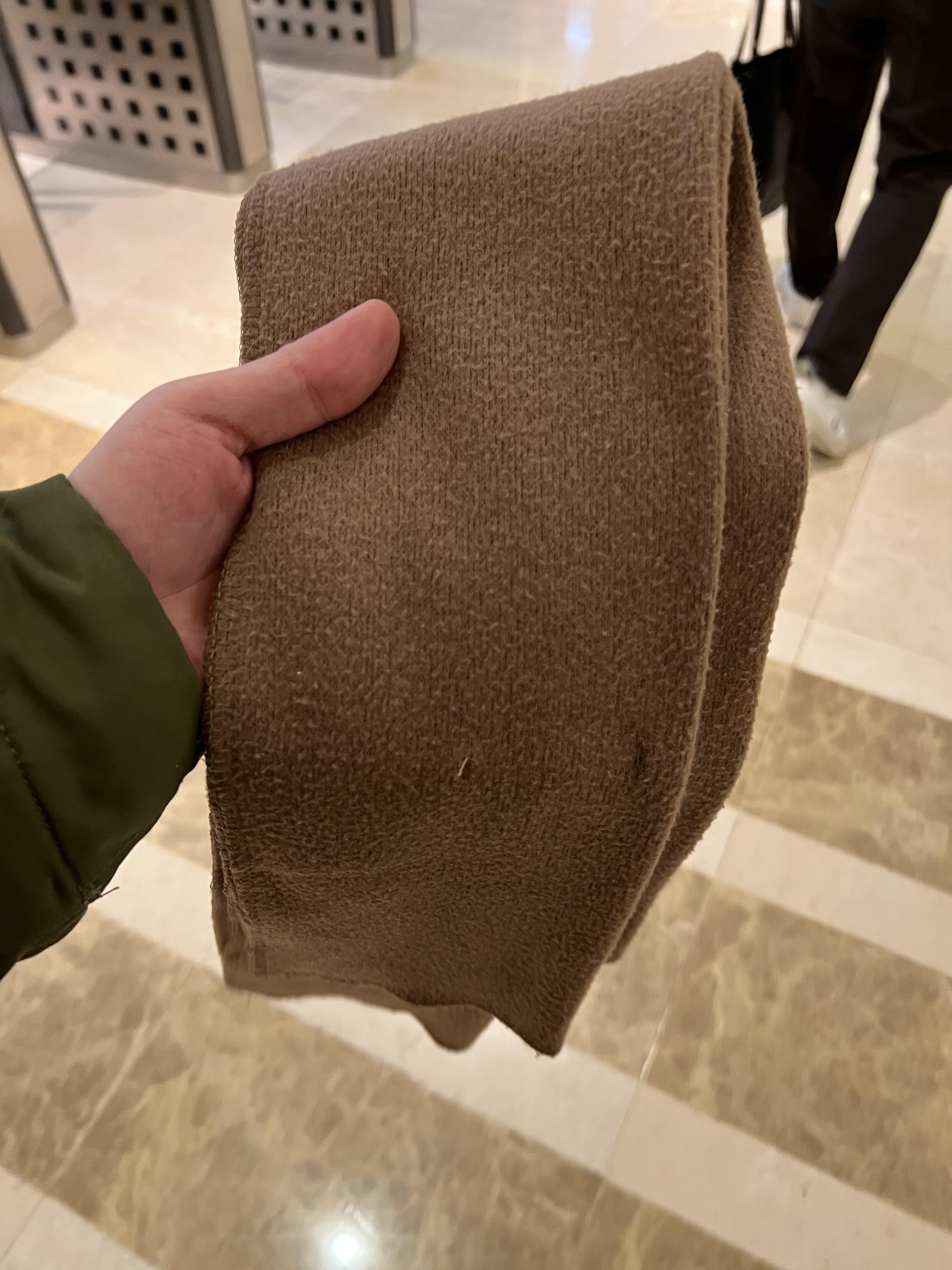 쇼핑몰 하이버에서 구매했었던 목도리