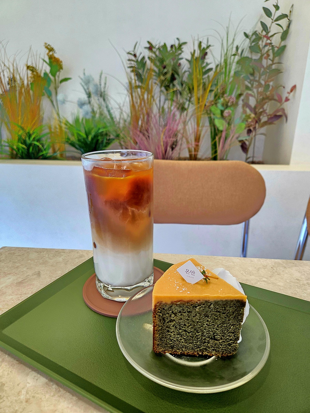 인천 검단 감성 브런치 카페 온안: 모던하고 따스한 분위기 맛집