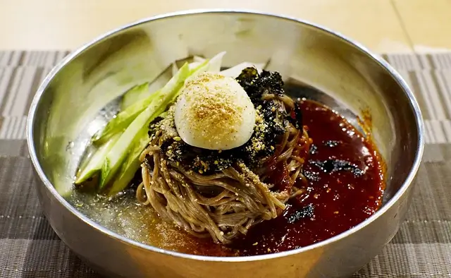 Recipe for Buckwheat noodles(memil makguksu)