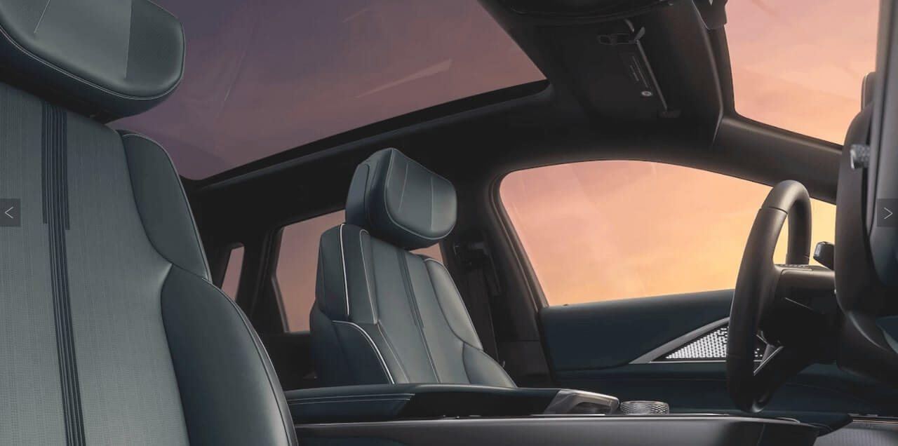 캐딜락 리릭 국내출시일 가격 주행거리 성능 디자인 제원