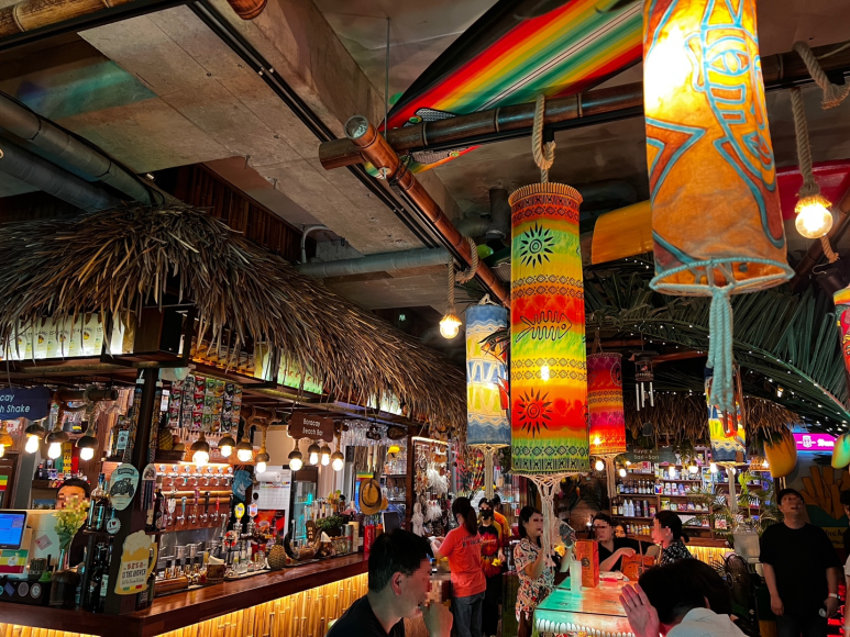 광교 법조타운 맥주집 '엉클보라카이'