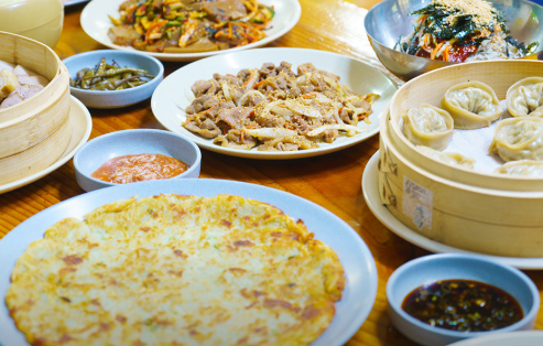할매밥됩니까? 메밀피 김치만둣국 홍천 맛집 정보 