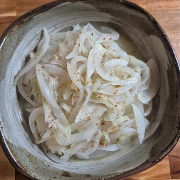 집밥 반찬으로 딱! 간단한 양파 볶음 레시피