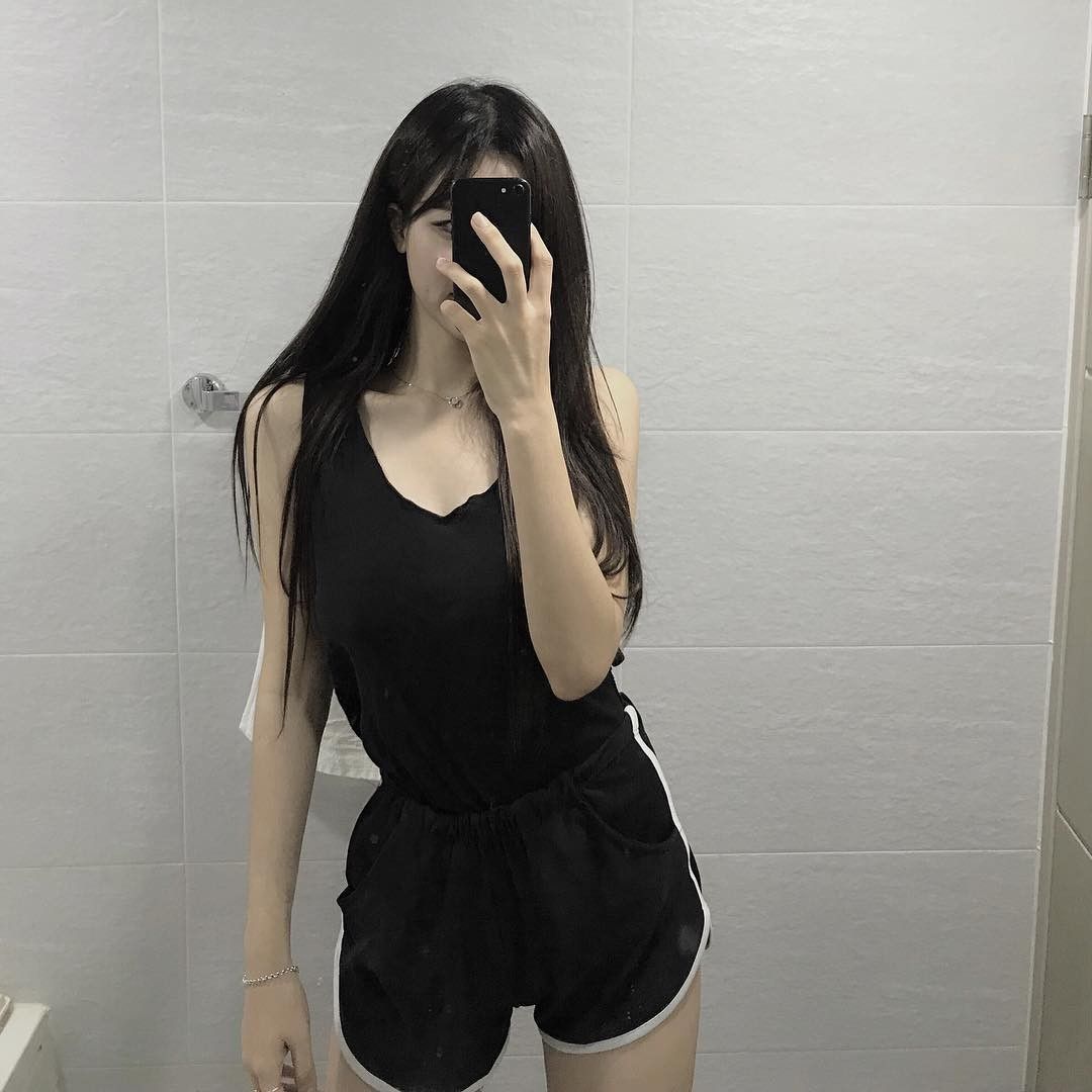 시크한 스타일의 데일리룩 패션스타일 사진 모음 시크한 스타일의 데일리룩 패션스타일 사진 모음