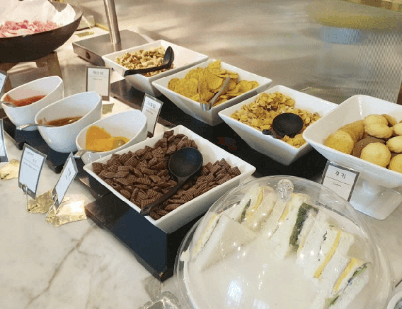 더라운지 앱 무료입장