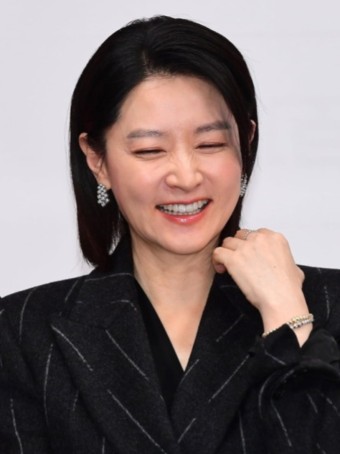 이영애