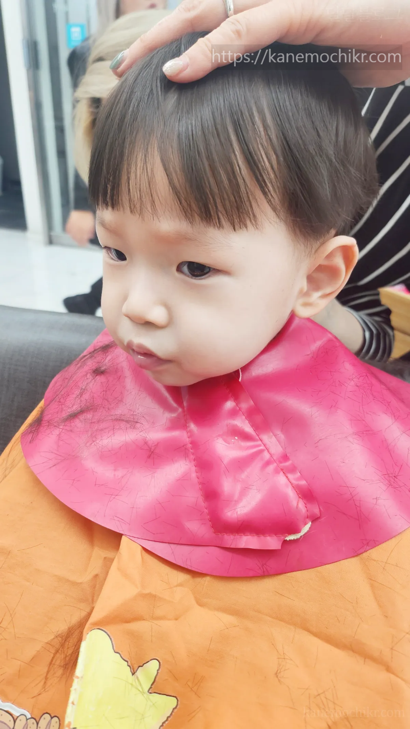 2살아이-머리-미용실