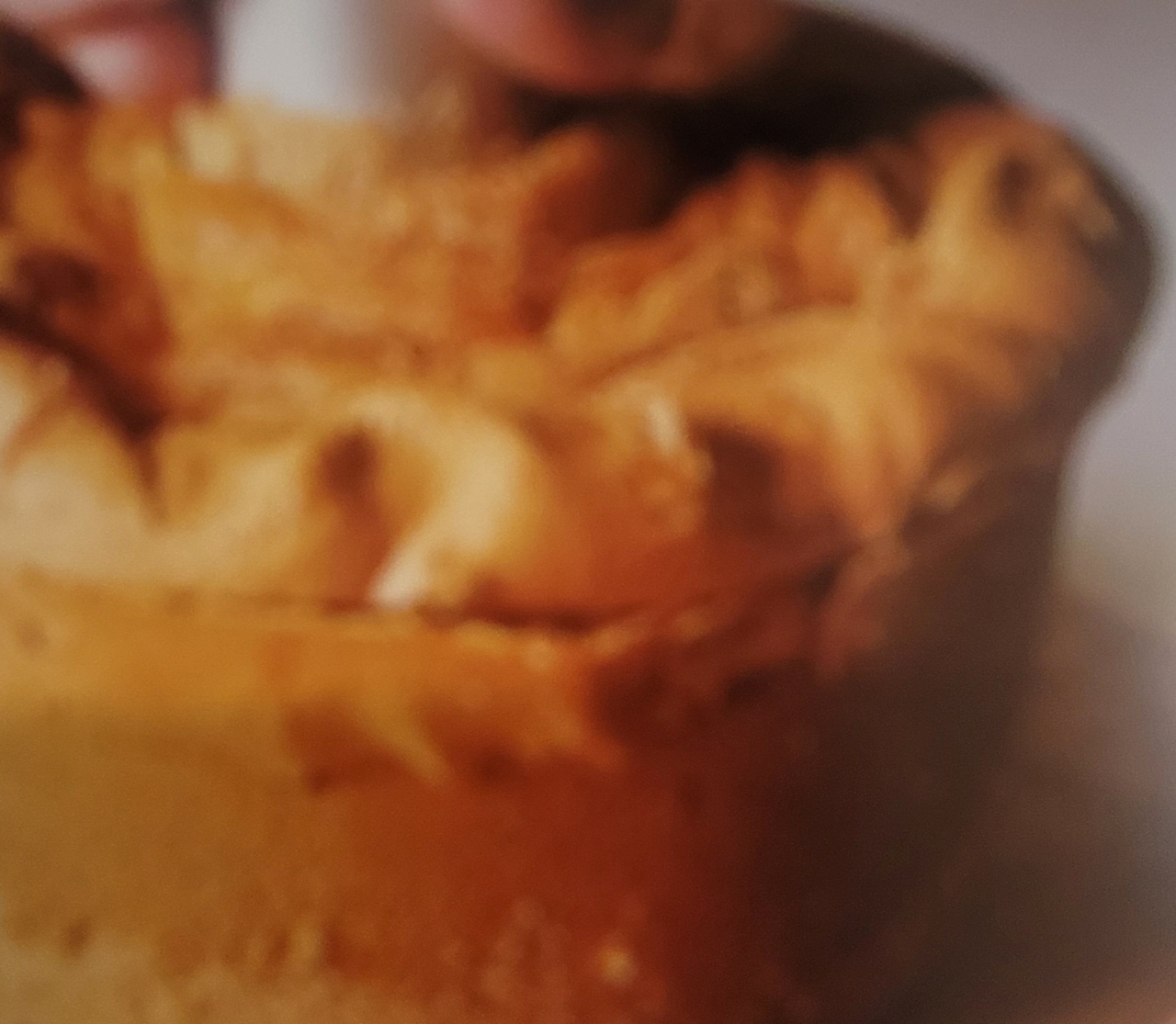 굽기가 완성된 시폰 케이크