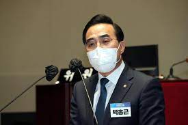 박홍근