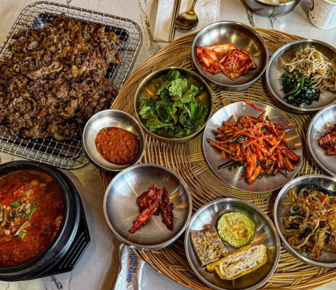 부산부터 서울까지 
지역별 직장인 인기 점심 메뉴 추천