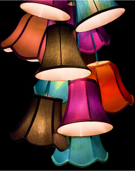 작은방-넓어보이는-인테리어-조명-수납법