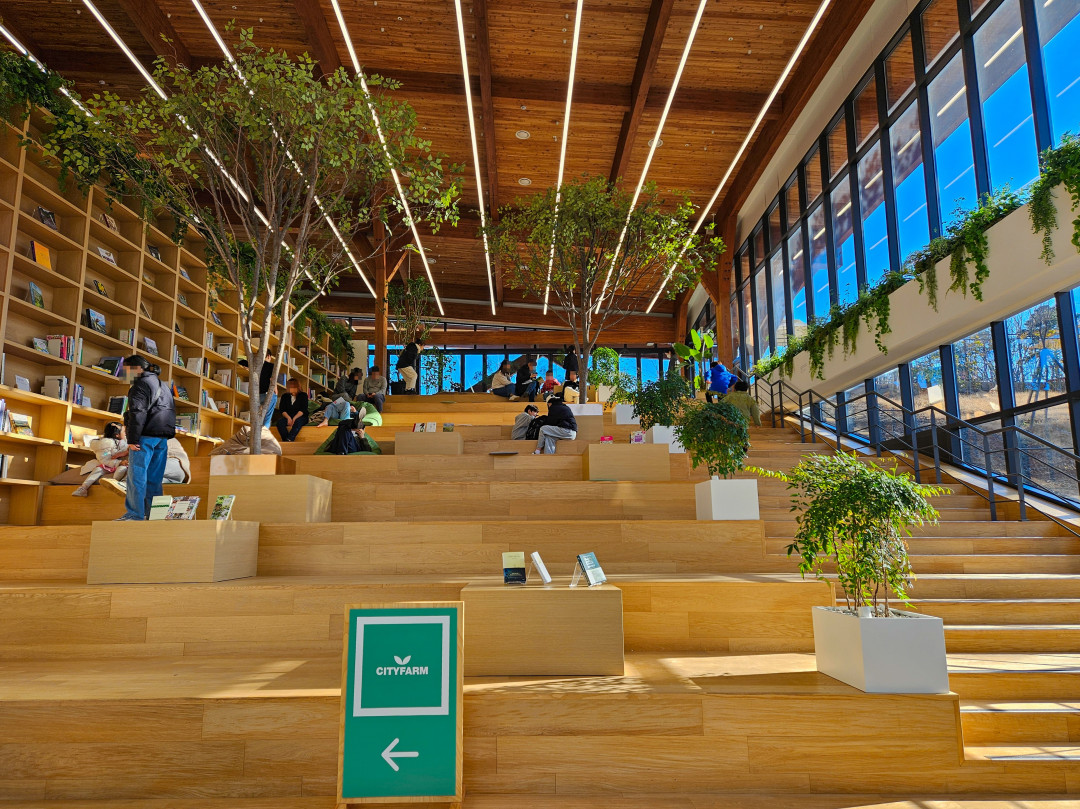 영흥 수목원 쉼터