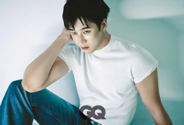 ‘재벌X형사2’ 안보현, GQ 화보