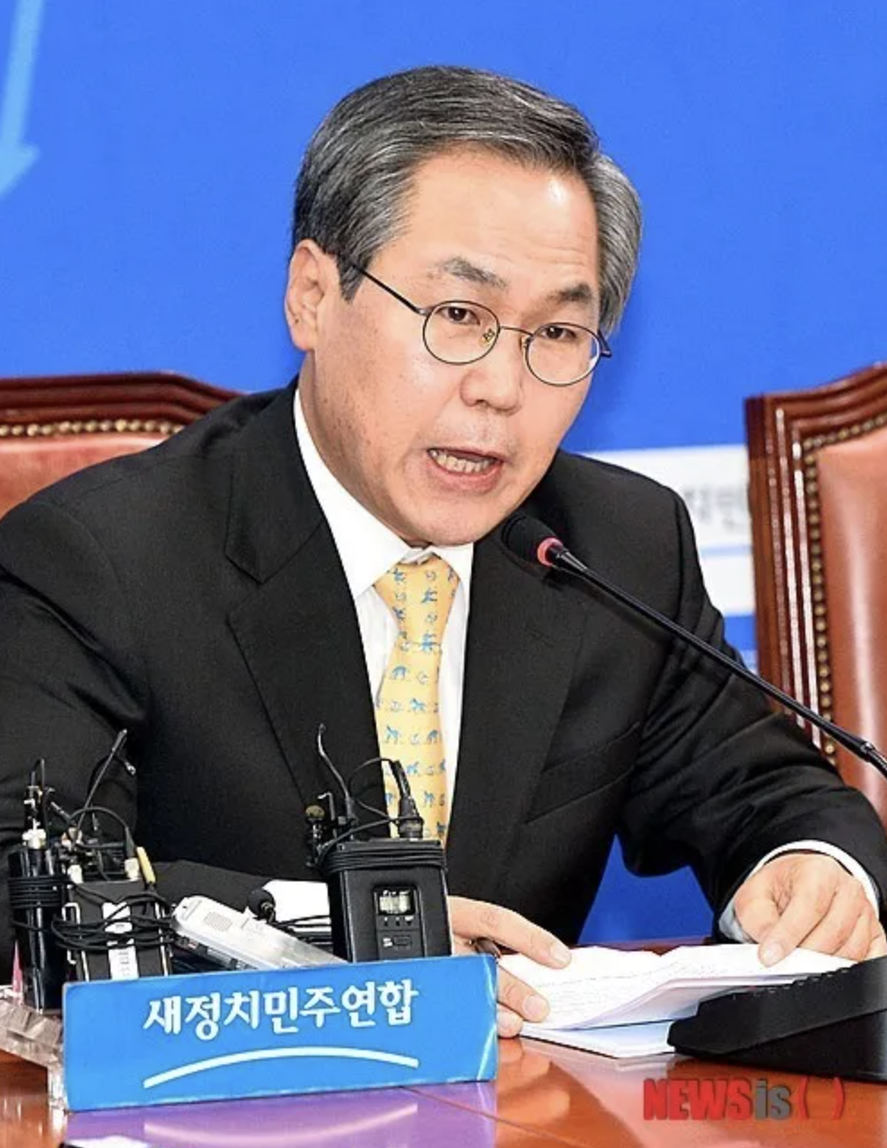 우윤근 정치활동