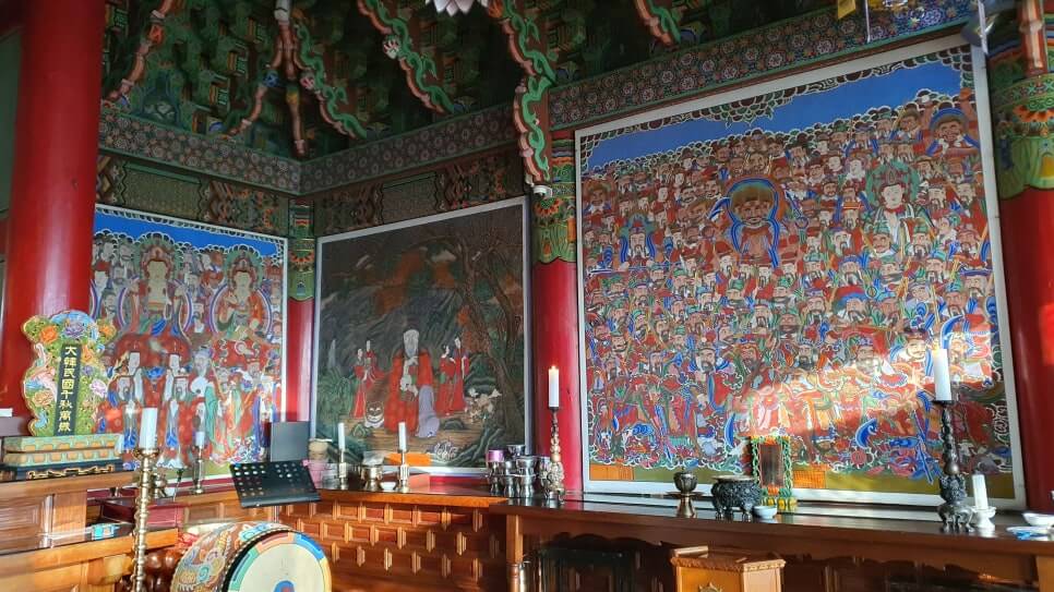 서울 봉원사 : 도심 속 천년 고찰, 한국 불교 전통문화의 보고