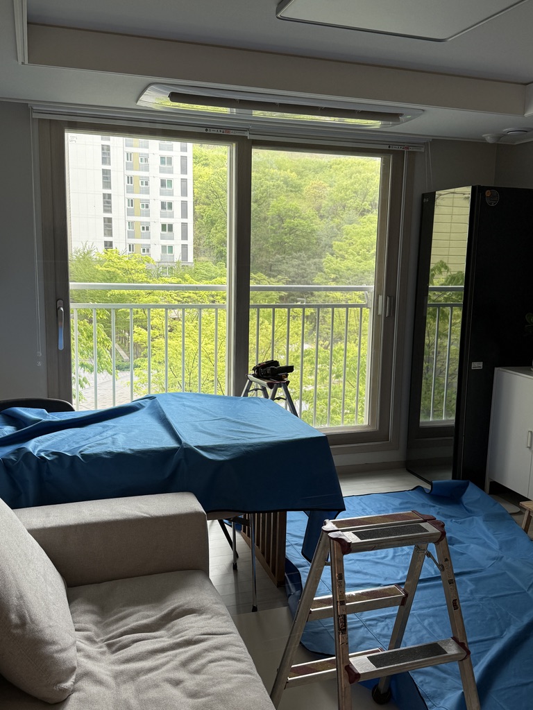 에어컨 청소 거실 보양작업