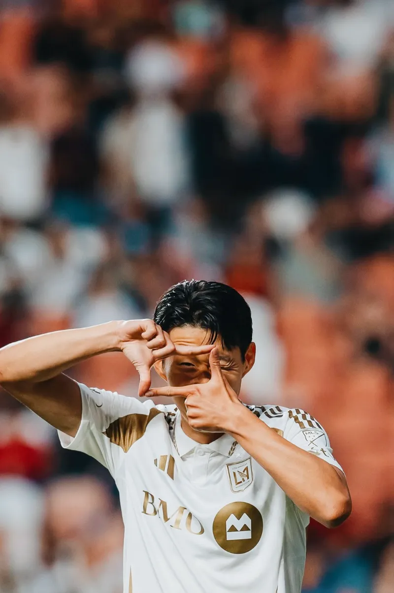 손흥민 LAFC 연봉 2025, 손흥민 연봉, 손흥민 MLS 이적료, 손흥민 MLS 첫 해트트릭, 손흥민 MLS 해트트릭 영상, 손흥민 부앙가 연봉 비교, MLS 최고 연봉 선수 랭킹, MLS 연봉 TOP5, MLS 스타 연봉 비교, MLS 득점왕 부앙가 연봉, 부앙가 LAFC 연봉, 손흥민 부앙가 콤비, 손흥민 글로벌 축구 연봉 랭킹, MLS 이적료 기록, 손흥민 LAFC 유니폼 판매, 손흥민 슈퍼스타 위상, LAFC 손흥민 해트트릭, MLS 브랜드 효과, 손흥민 축구 기록, 손흥민 하이라이트