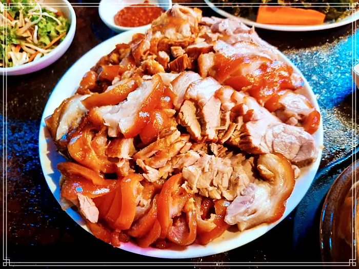 중랑구&#44; 사가정역 맛집 28년 전통 반반 족발