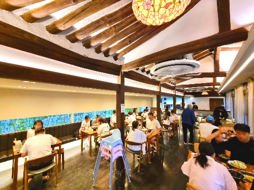 황리단길 료미 내부