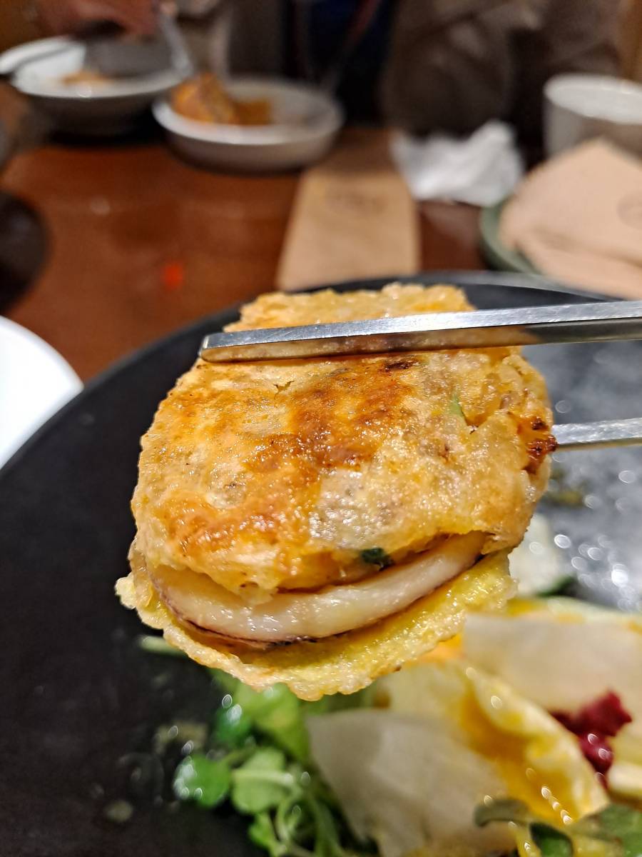 모담 버섯오징어 부침