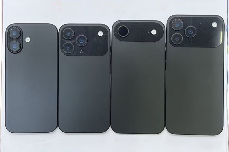 아이폰 17 시리즈 실물 모형.