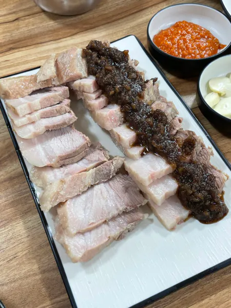 생생정보 우와한 식당 흑마늘제육쌈밥 &amp; 흑마늘수육쌈밥 음식점 위치