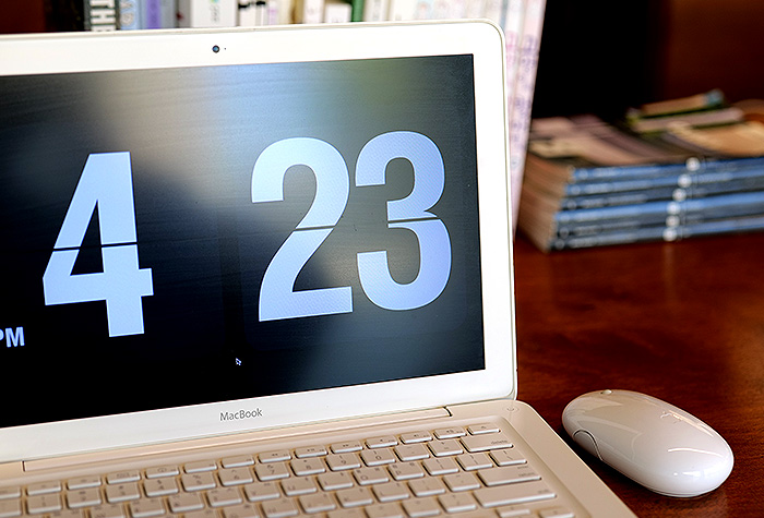 인테리어-소품-2010-맥북