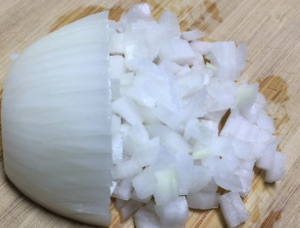 양파 먹는 꿈 양파 심는 꿈 양파 자르는 꿈