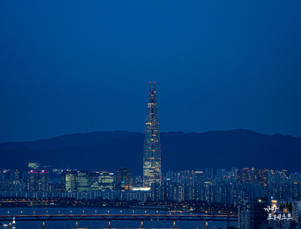 매봉산 공원 롯데타워